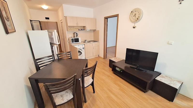 Полностью меблированная квартира в тихом районе Солнечного Берега Полностью меблированная квартира в тихом районе Солнечного Берега