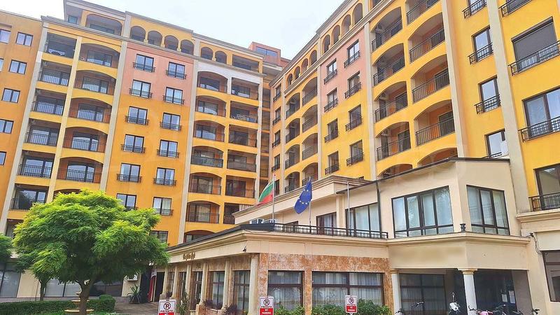 Spacious apartments with views of the sea, park, or pool  ideal for living or investment on the Bulgarian Black Sea coast