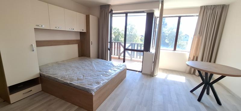 Fully furnished one-bedroom apartment with good exposure