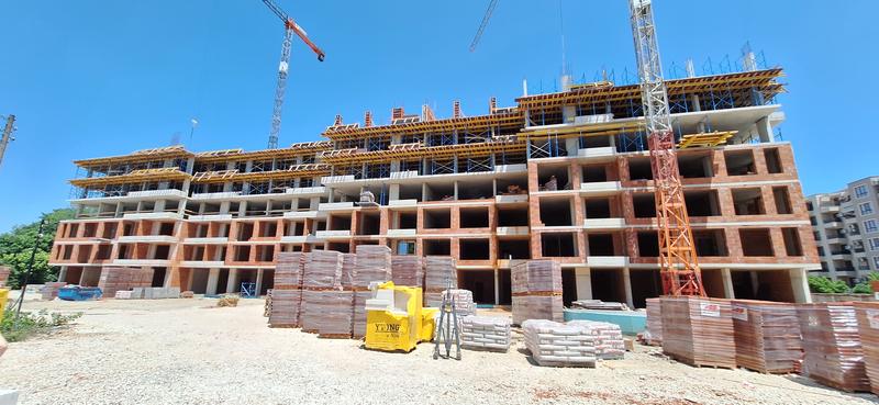 Apartments, garages and parking lots with communicative location in Plovdiv