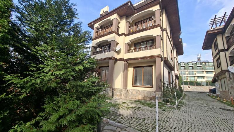 Bright and spacious apartment in an excellent location  perfect as a holiday home