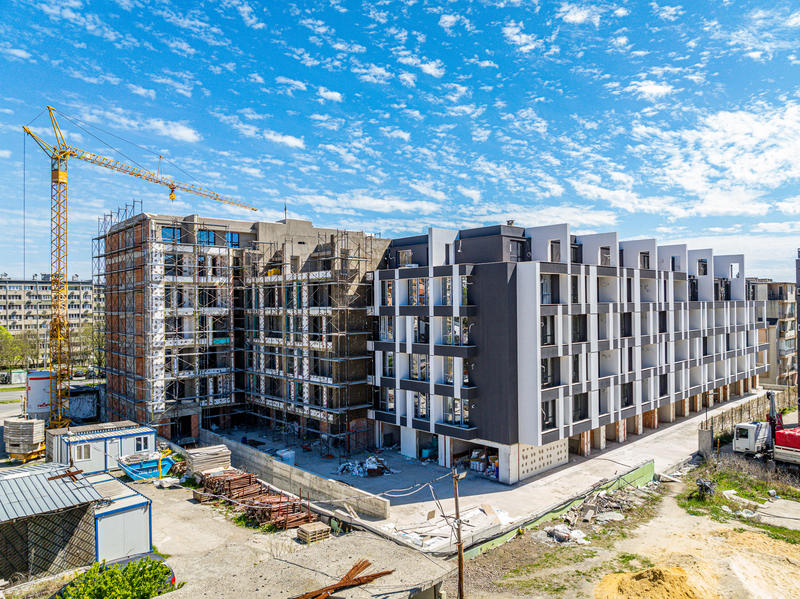 Last apartments in a building located in the fastest growing complex in Burgas

