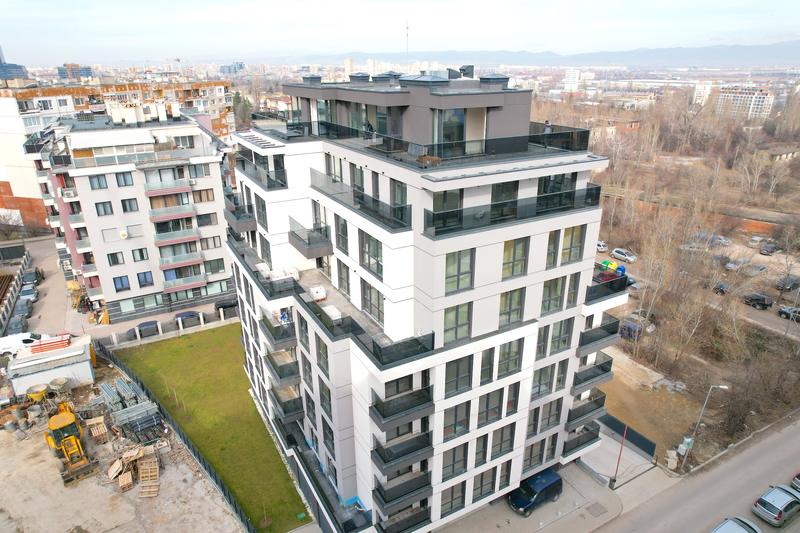 Luxury family homes next to The Mall, Mega Park, Tsarigradsko Shosse Blvd. and future metro station