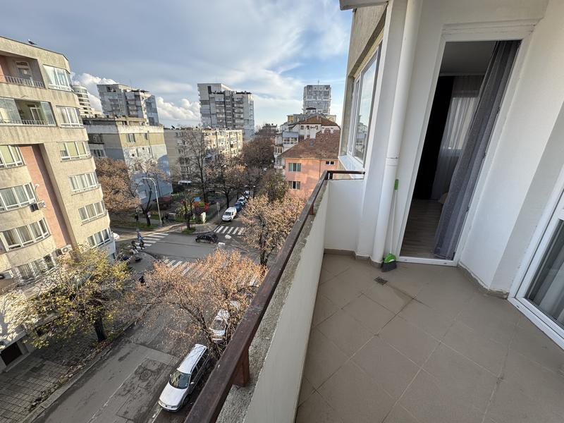 Fully furnished property in the heart of Varna, between the University of Economics and the Sports Hall