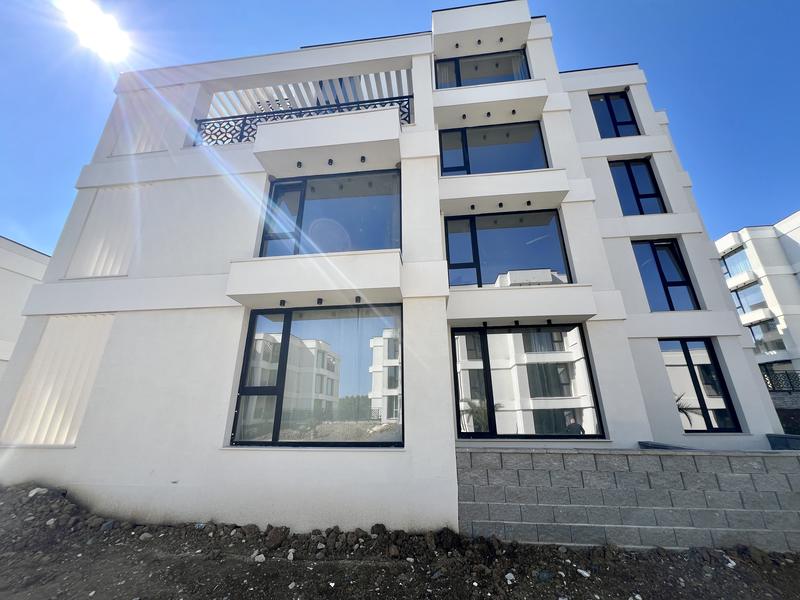 New apartments with 1, 2 or 3 bedrooms close to Kavatsite beach