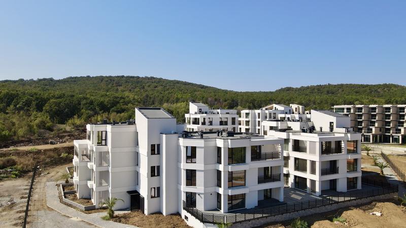 New apartments with 1, 2 or 3 bedrooms close to Kavatsite beach
