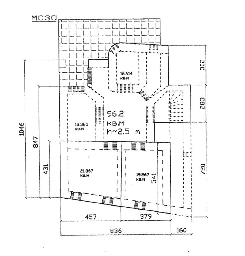 Apartment with high ceilings and town views