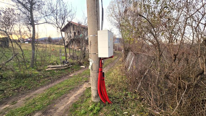 Flat, fenced land with residential zoning, electricity on the boundary