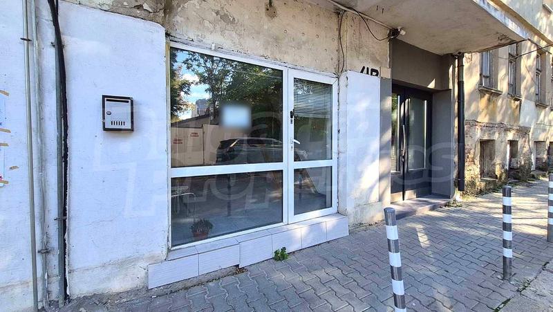 Commercial property on two levels with lively location in the capital, next to key boulevards and metro station Opalchenska