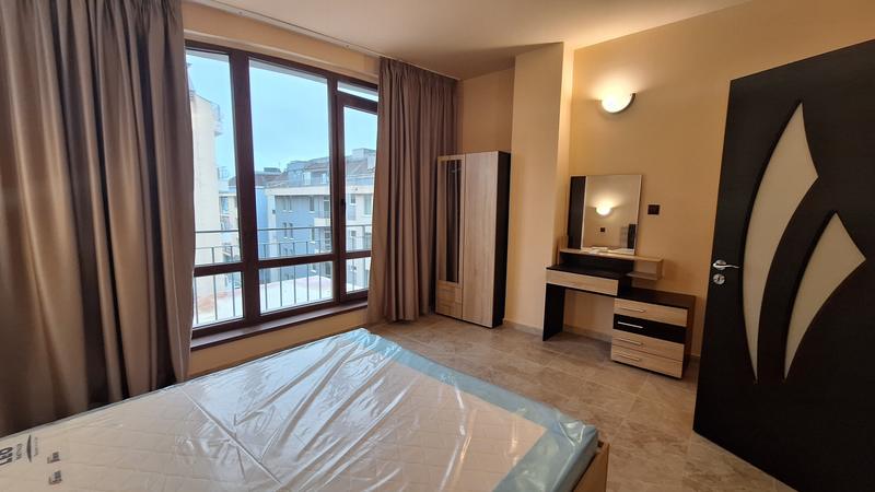 4-bedroom apartment in new building with Act 16 near the beach