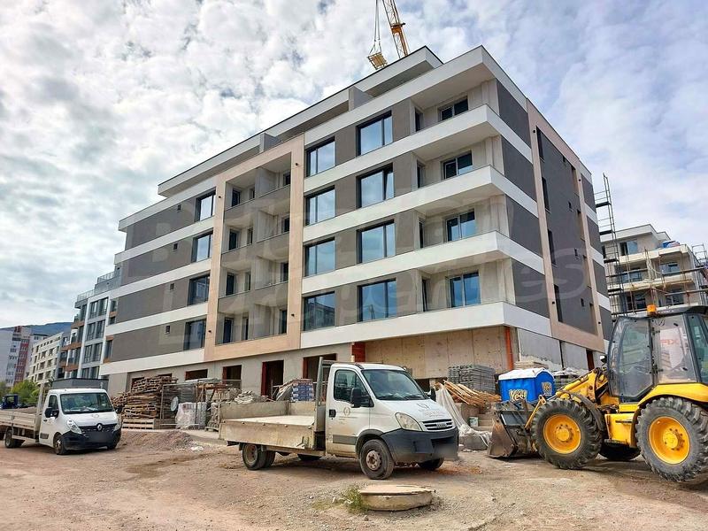 Last apartments with excellent location in Malinova Dolina district.