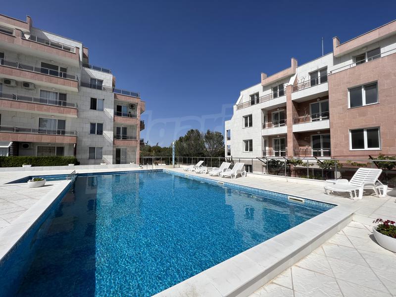 Panoramic apartments 500 m from the center and the beach