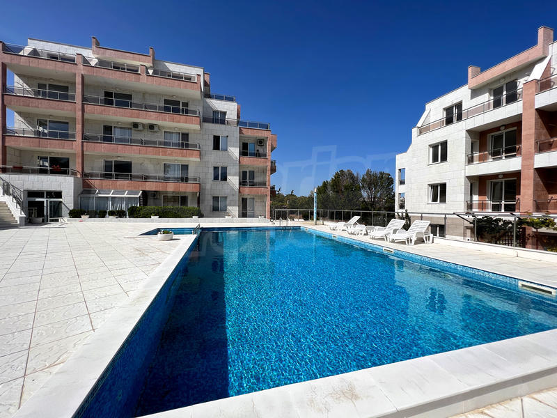 Panoramic apartments 500 m from the center and the beach