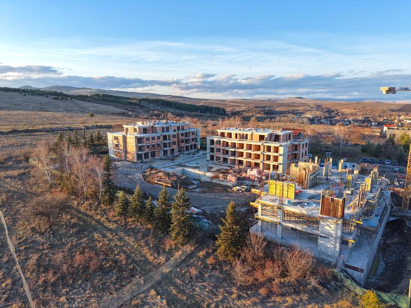 Residential complex with amenities in the town of Bankya