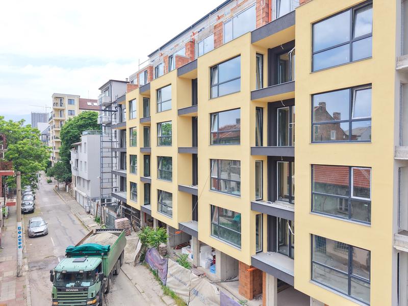 Apartments with 1, 2 or 3 bedrooms in luxurious 9-storey building