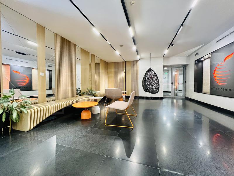 Bright business premises in a business center with an excellent location in Lozenets district