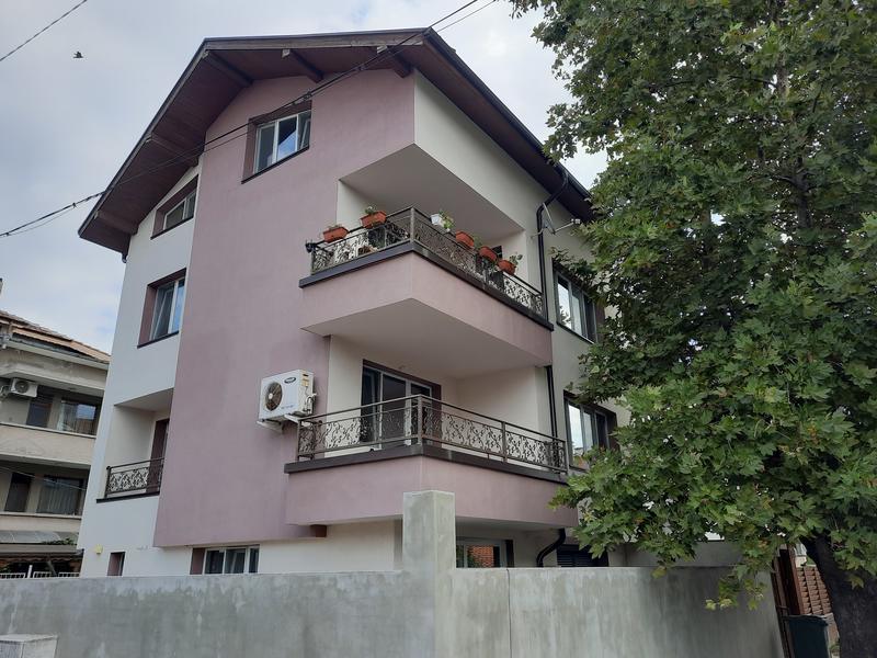 Spacious family home with garden