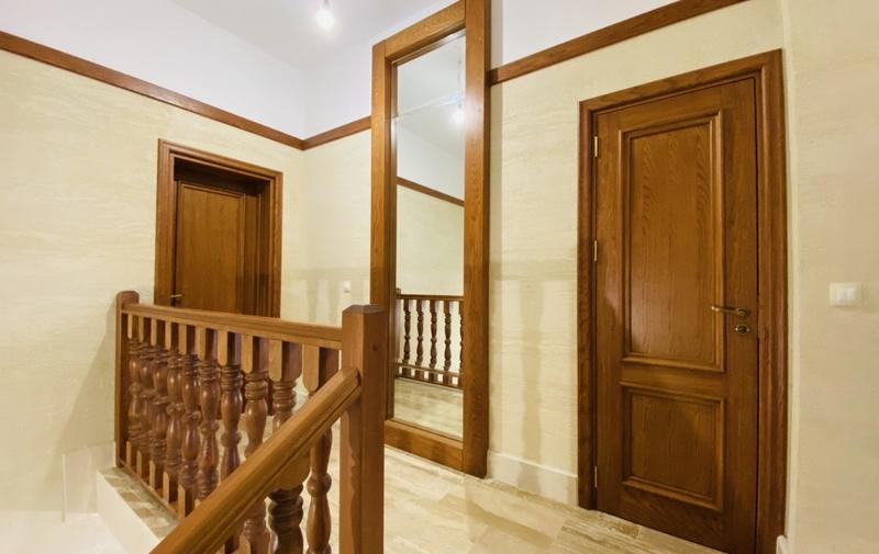 Complex in "old Bulgarian house" style with sea view