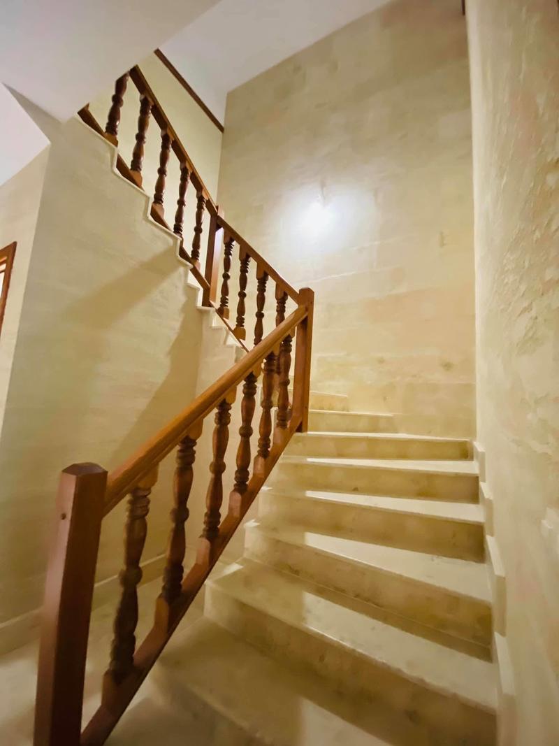 Complex in "old Bulgarian house" style with sea view