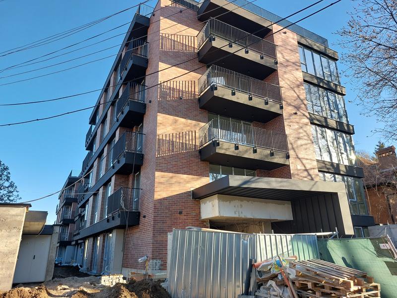 Last available 2-bedroom homes near key boulevards, educational institutions, park