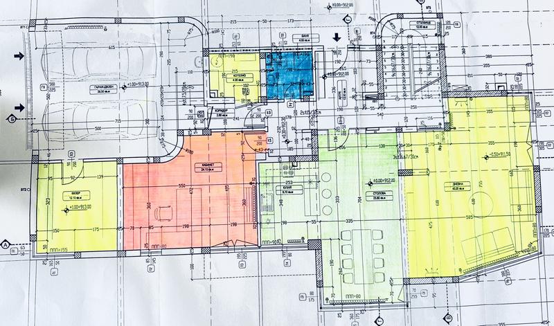 Detached house with large garden above Simeonovo district