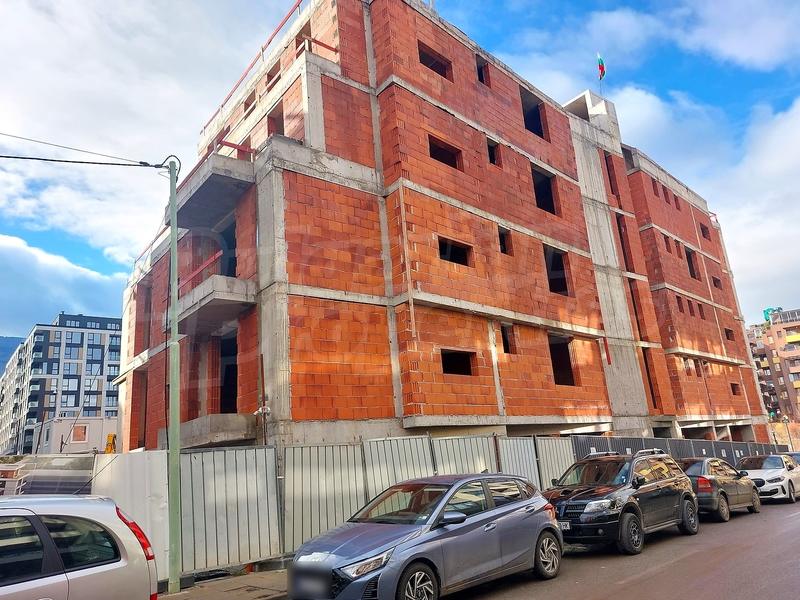 Apartments with 1, 2 or 3 bedrooms near Vitosha and with convenient connections to the center of the capital