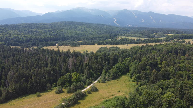 ���������� ��������� ������� � ������������ ����������� ������ � ����� �� ������������� ������� ������� � 200 � �� ��������� Chamkoria Chalets