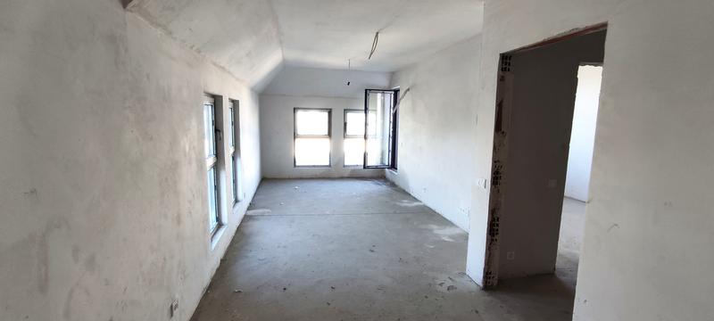 Functional home with strong investment potential