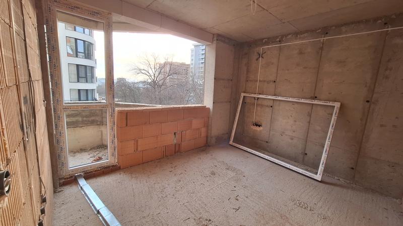 Spacious family home under construction on major boulevard with turn-key finishing option