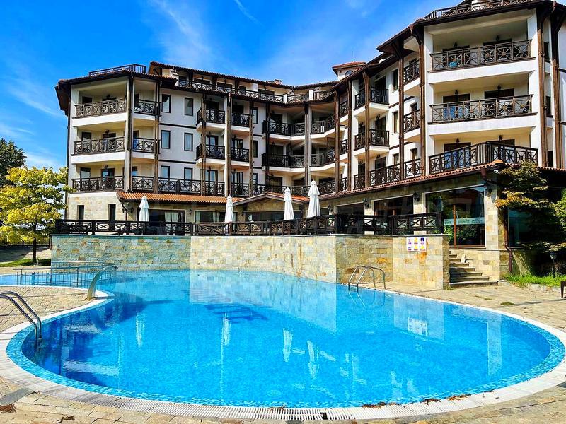 Properties in a complex with richly landscaped garden and swimming pool just 1200 meters from the beach