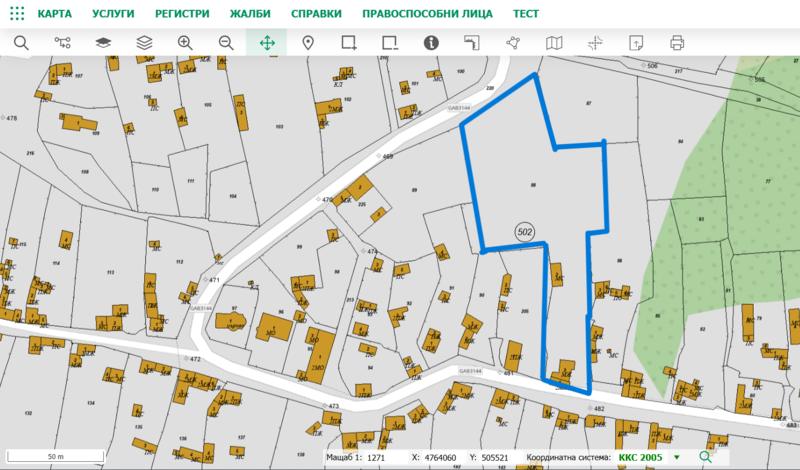 Large plot with potential in close proximity to major roads