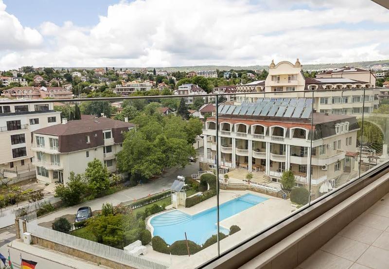 Furnished apartment with parking space, internet and cable TV included in the rental price