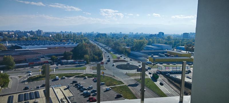 South-Facing Property on a High Floor