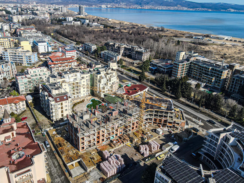 ����������� ����������� � ����������� ����� ���������� ������, � 200 � �� ����� Cacao Beach