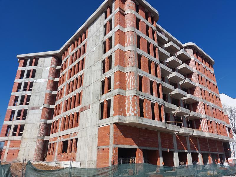 Modern city home next to a park and major boulevards