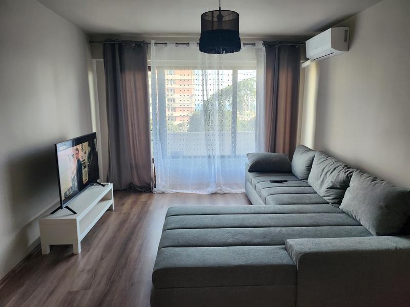 1-bedroom apartment on the 6th floor of a well-maintained building