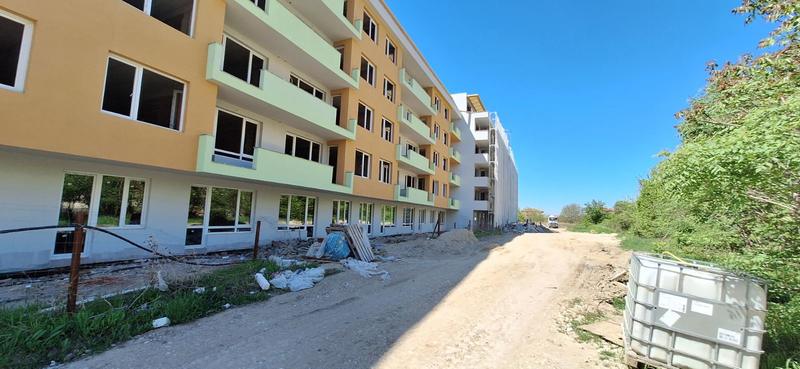 ������, ��������� � ��������� ������ �� ���� �����, � ������������� �� ����� �� ��. �������