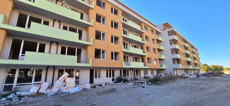 ������, ��������� � ��������� ������ �� ���� �����, � ������������� �� ����� �� ��. �������