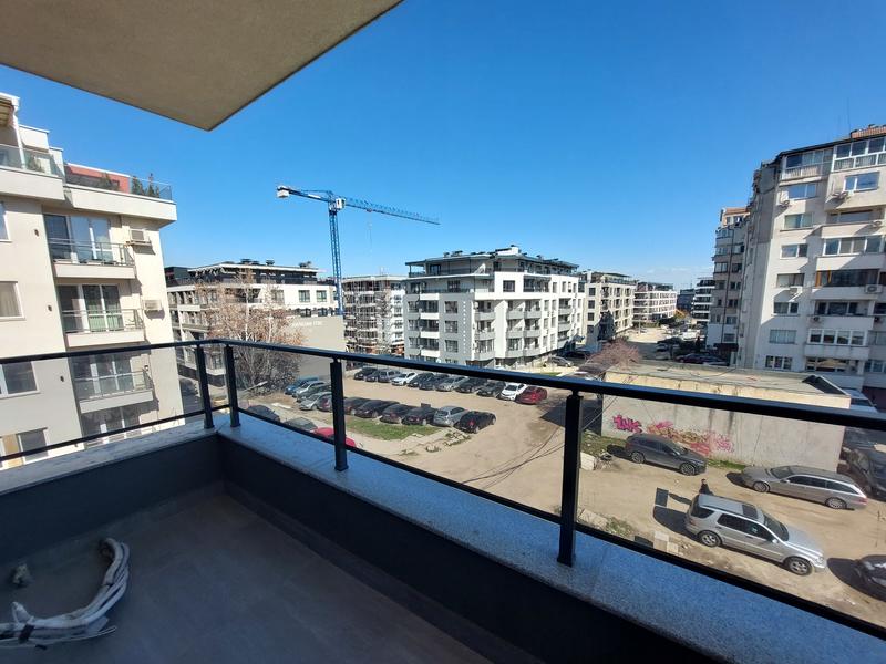 Last apartments with excellent location in Malinova Dolina district.