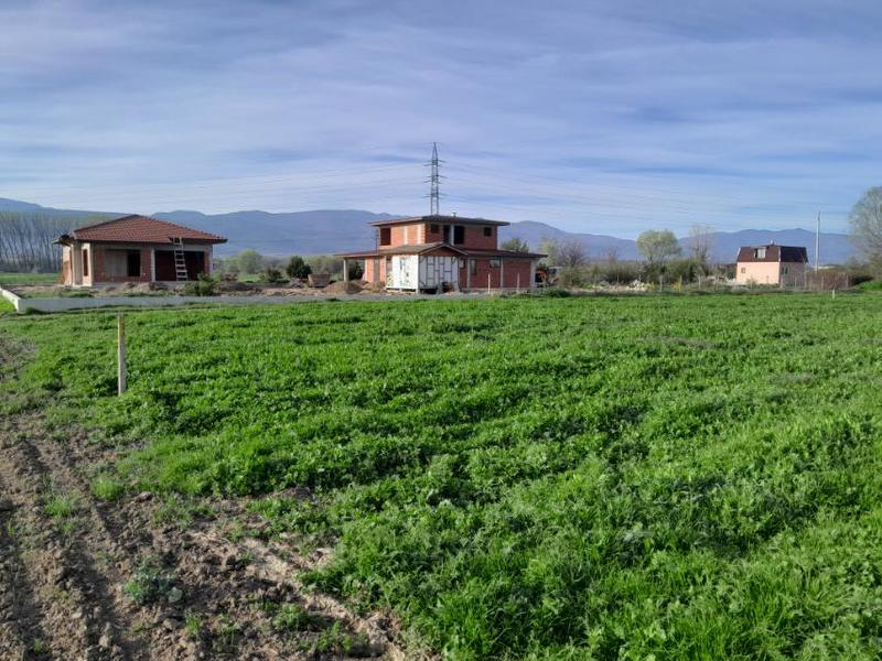 Excellent opportunity to build a home in a developing area