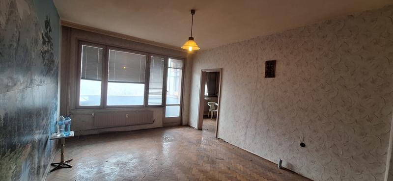 Excellent location, close to school, polyclinic, and park