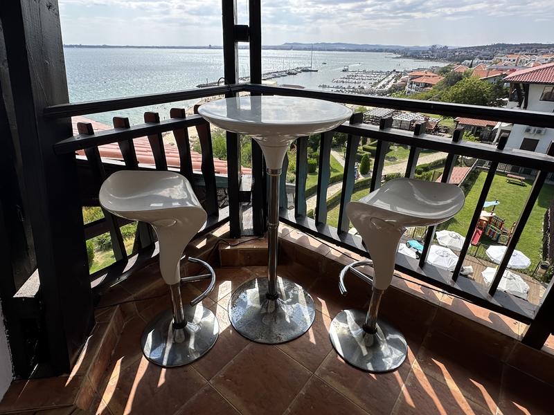 Furnished apartment with jacuzzi and amazing sea view