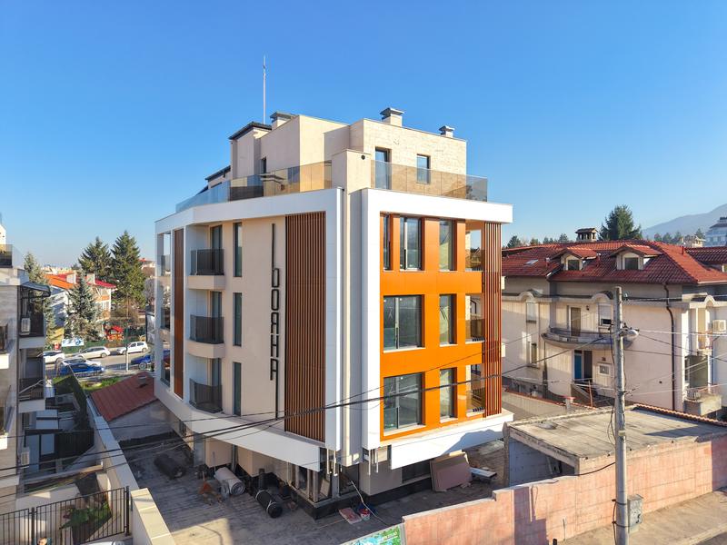 Luxury living surrounded by nature, tranquility and prestige