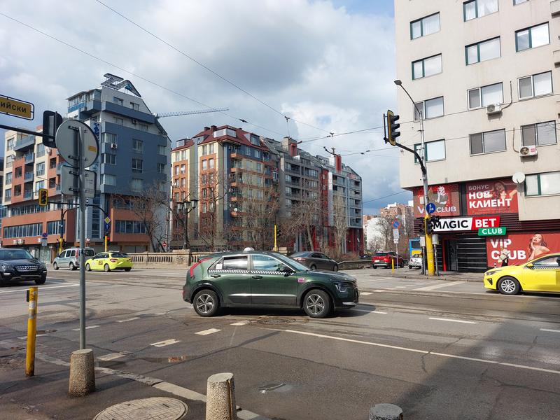 Functional  turn-key 1- and 2-bedroom apartments, high-class construction with convenient transport links