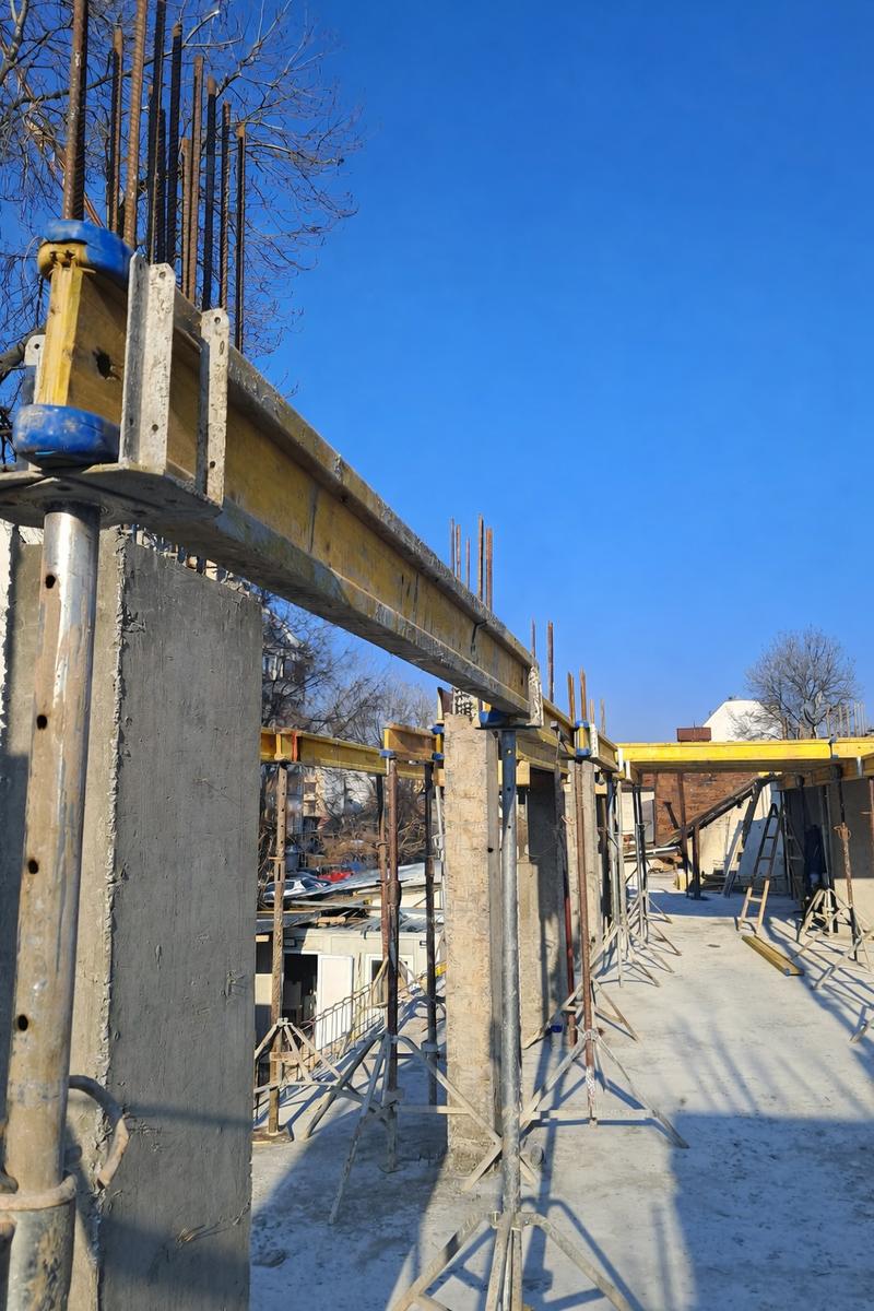 ������������� ����������� � ������� �� ���. "��������" � ���. "����� ��������"