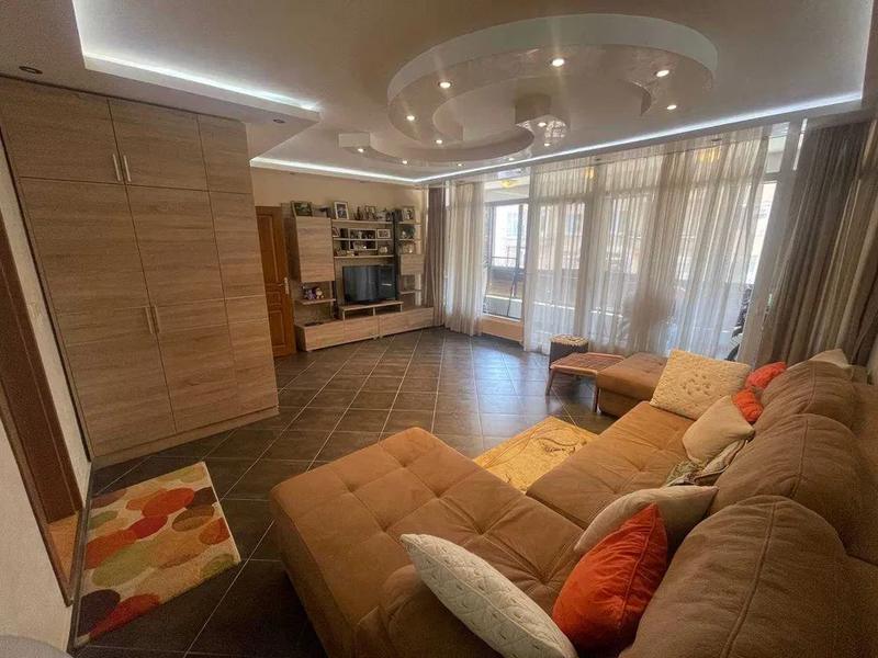 Bright and spacious apartment in the broad center of Burgas