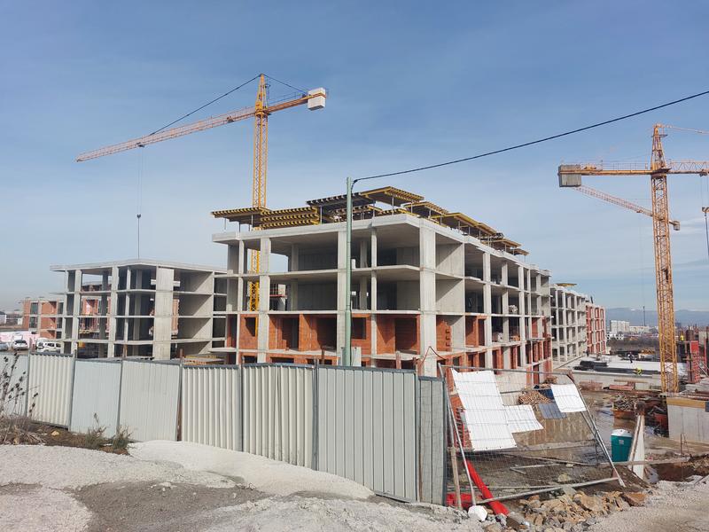 Quality construction and stylish design near the Ring Road and Ring Mall