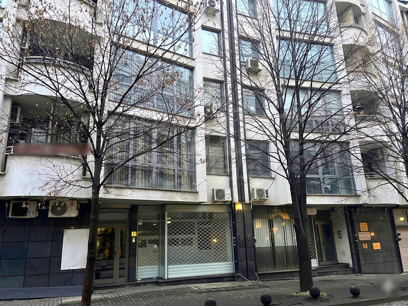 Commercial property for rent near the Court House and Macedonia Square