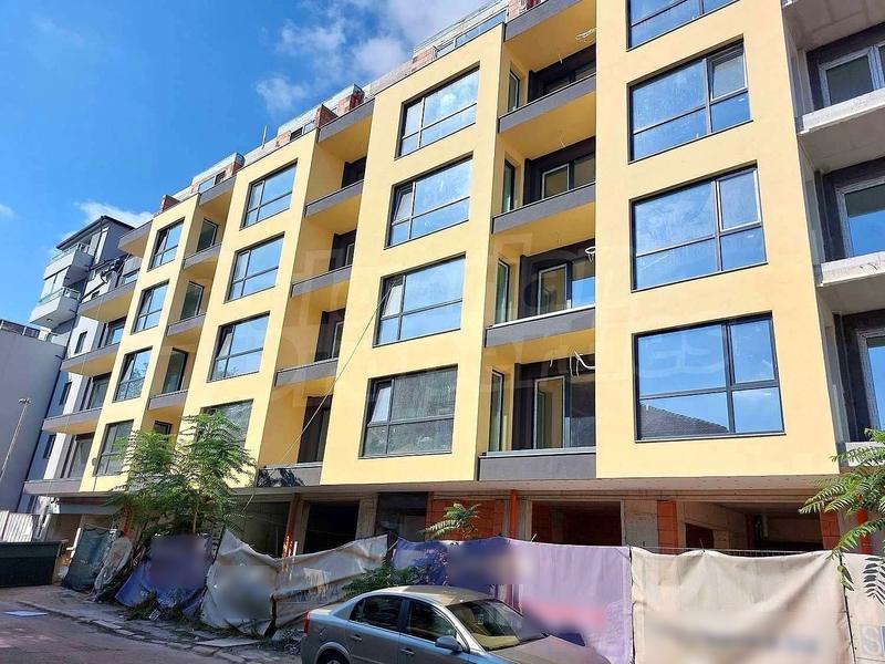 Apartments with 1, 2 or 3 bedrooms in luxurious 9-storey building