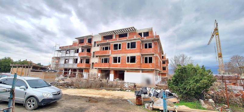 Four-storey buildings with quiet location in fast-growing area with new, modern construction